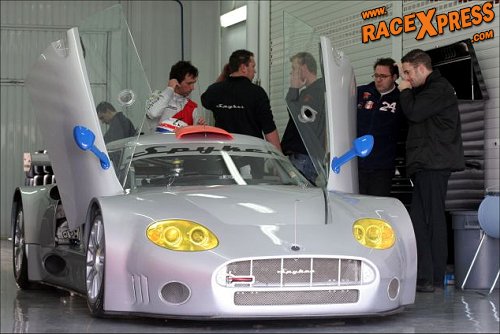 Spyker in pits